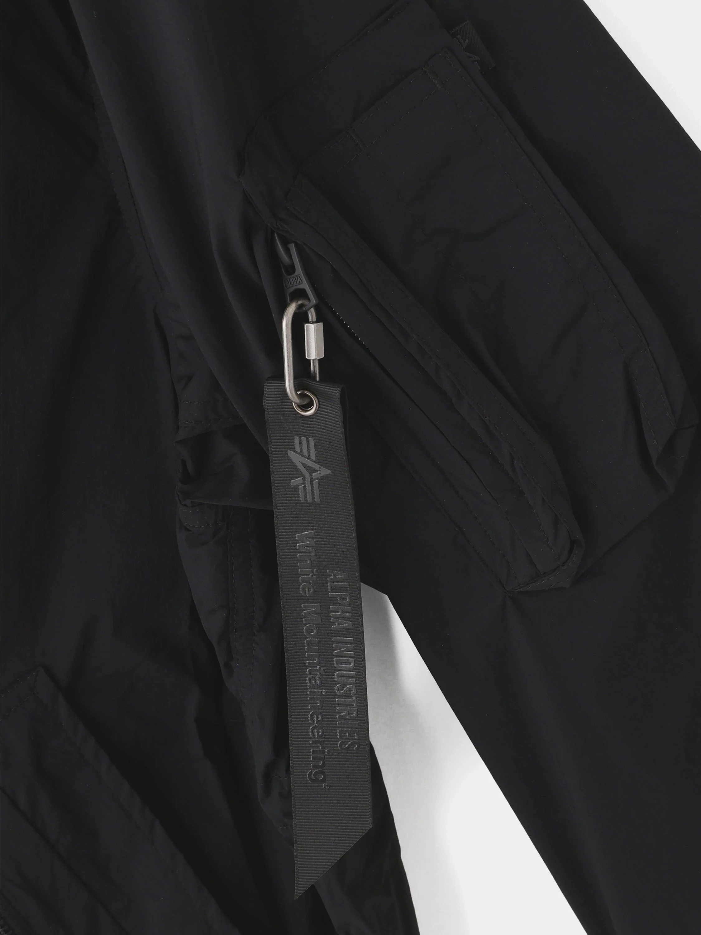 WHITE MOUNTAINEERING X ALPHA FISHTAIL PARKA - Image 7